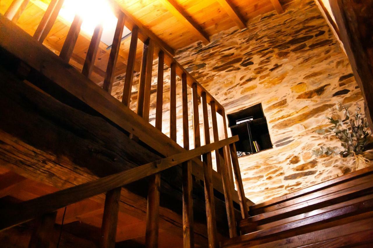 Casa Rural Bierzo Encantado Valle de Finolledo Luaran gambar